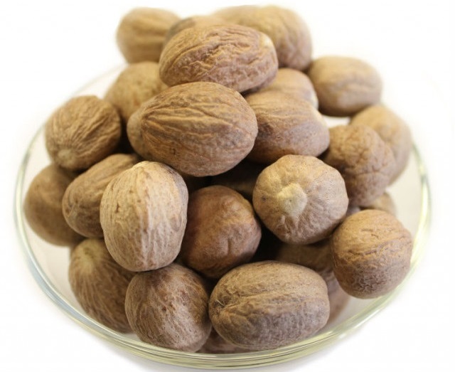 Whole Nutmeg